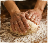Masa amasada a mano para preparar ravioles